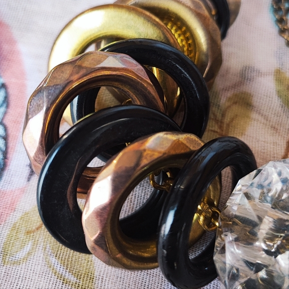 Clear Faceted Chunky Acrylic and Mixed Metal Ring Disc Brass Tone Necklace - Picture 7 of 13